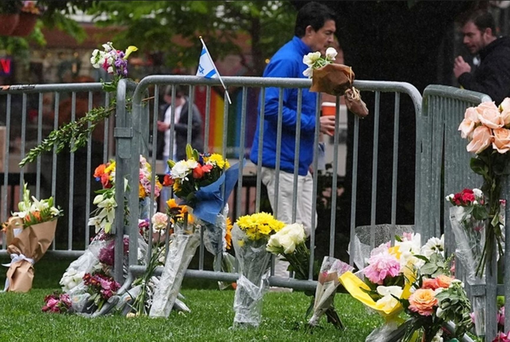 Flowers at the memorial to the victims of the attack on the “Run For Their Lives” rally.  Boulder, Colorado. June 2, 2025 