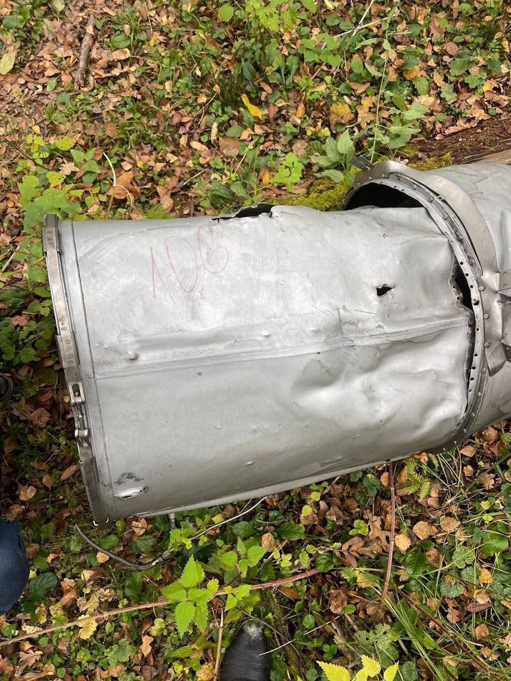 Обломки сбитой над территорией России дальнобойной ракеты «Фламінго»