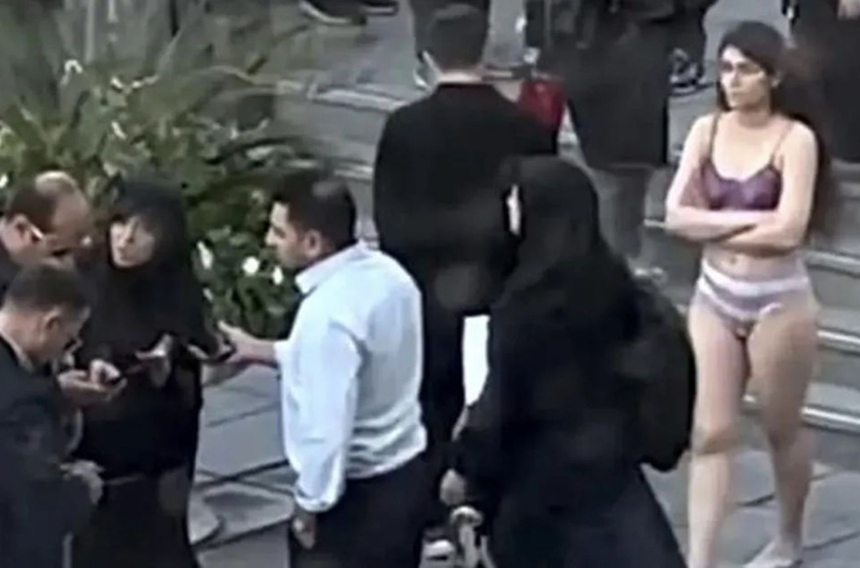 Ahoo Daryaei, who undressed in defiance of hijab mandates, has since been sent to compulsory psychiatric treatment